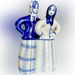 Gzhel Russian woman figurine. Vintage handpainted porcelain.